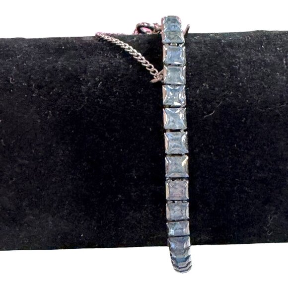 Vintage Weiss Silver-Tone Bracelet With Blue Rhinestone Accents & Safety Chain 7 - Picture 1 of 9